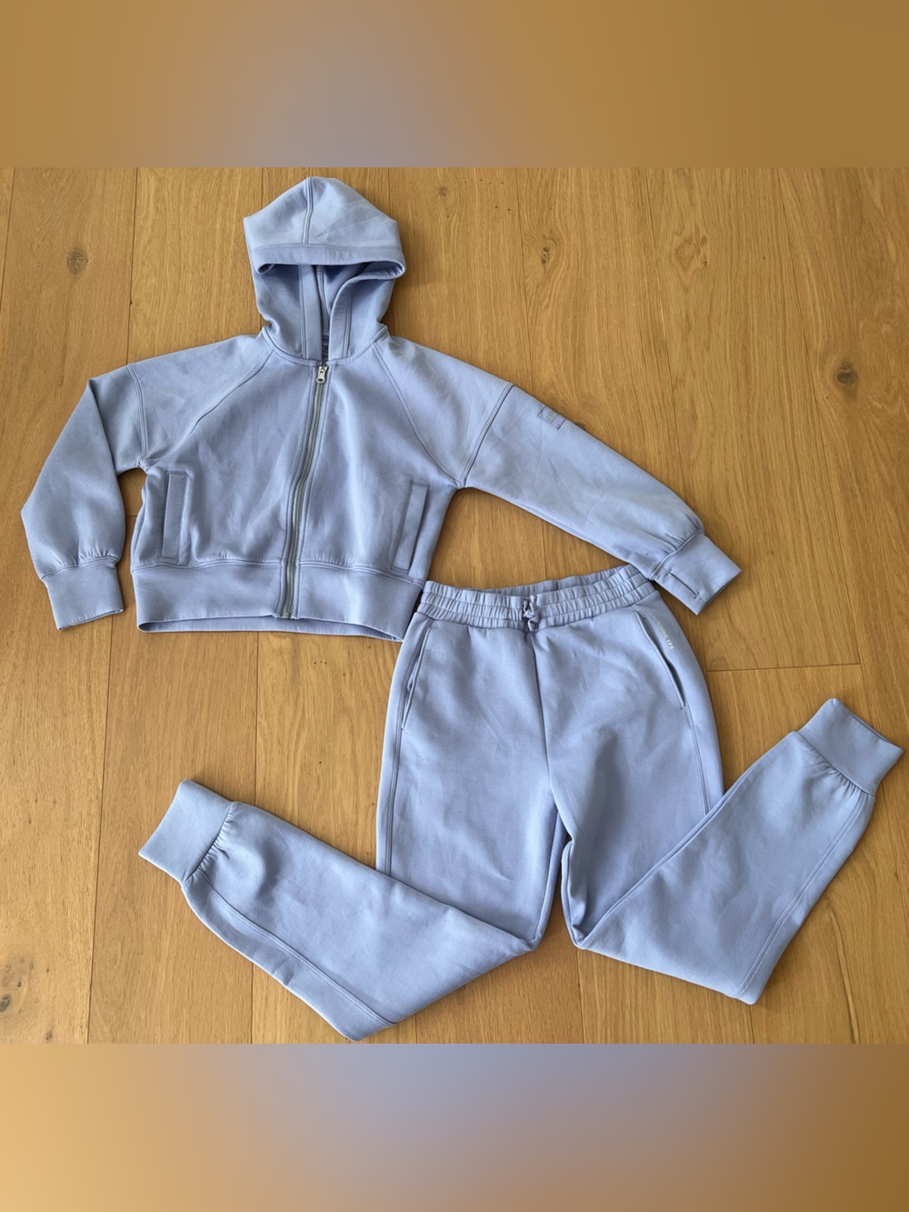 Abercrombie Kids Cropped Zip Hoodie & Jogger Set in Light Lavender 9/10-11/12